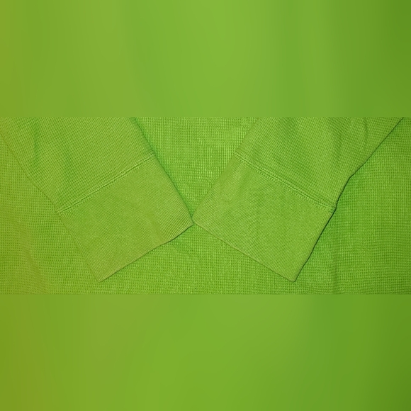 Hollister size M green top - Picture 10 of 10